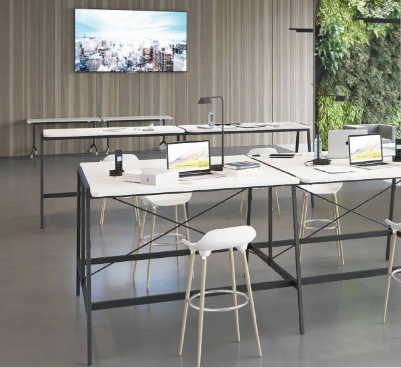 Nouveau espace de travail: mobilier de bureau contemporain à Bordeaux
